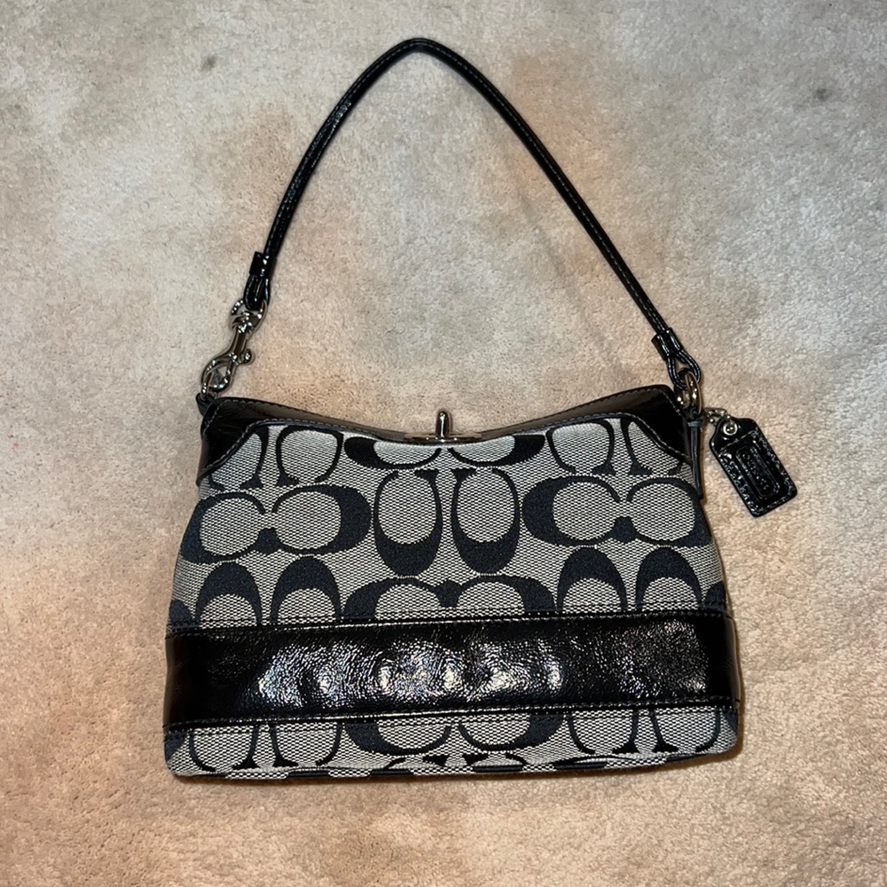 Coach Signature Sis Patent Stripe Turn Lock B&W Canvas Wristlet + Coin Purse